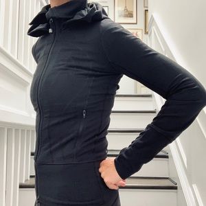 Lululemon hooded top